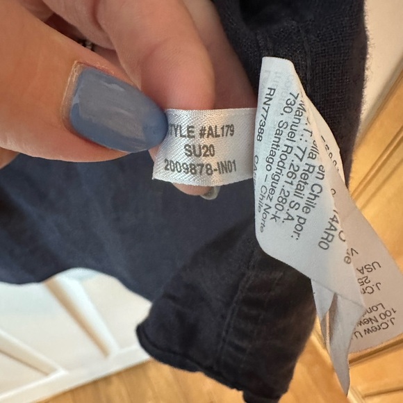 J. Crew Men's Navy Blue Button-Up Shirt 100% linen - Picture 5 of 5